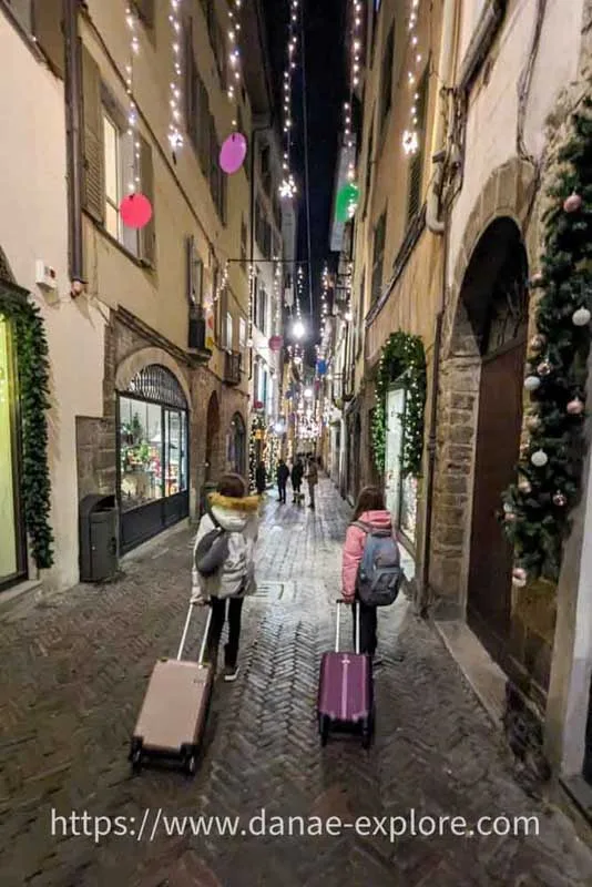In Italy, traveling in winter with only hand luggage