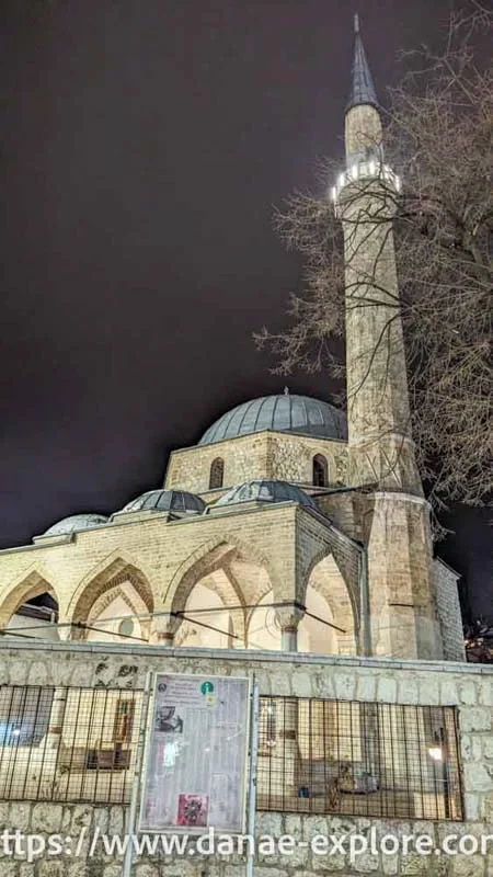 nighttime photo of the Baščaršija Mosque in Sarajevo
